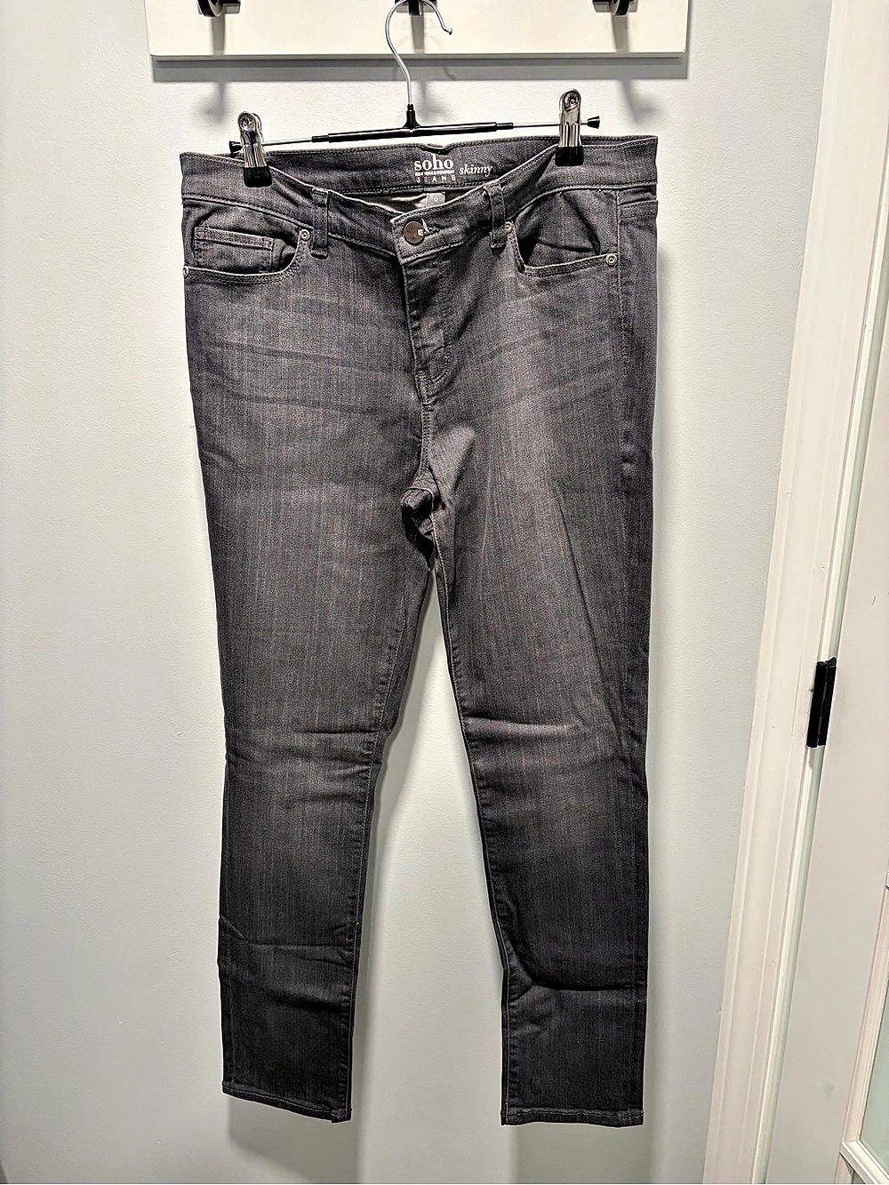 Soho Skinny Gray Jeans Size 12
